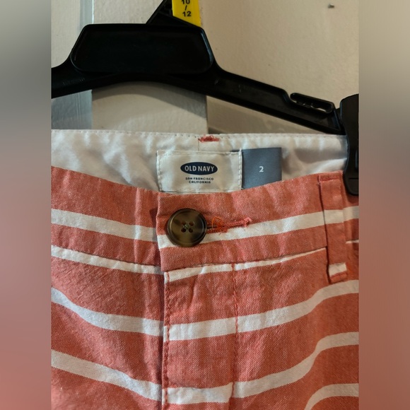 Old Navy Stripped Shorts - Picture 2 of 3